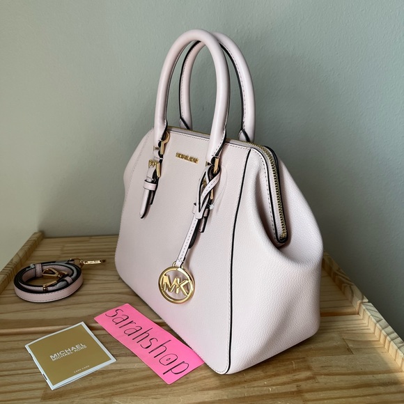 🌼Michael Kors Set - Picture 15 of 16